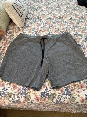 Women's Gray Heather Athletic Shorts with Drawstring
